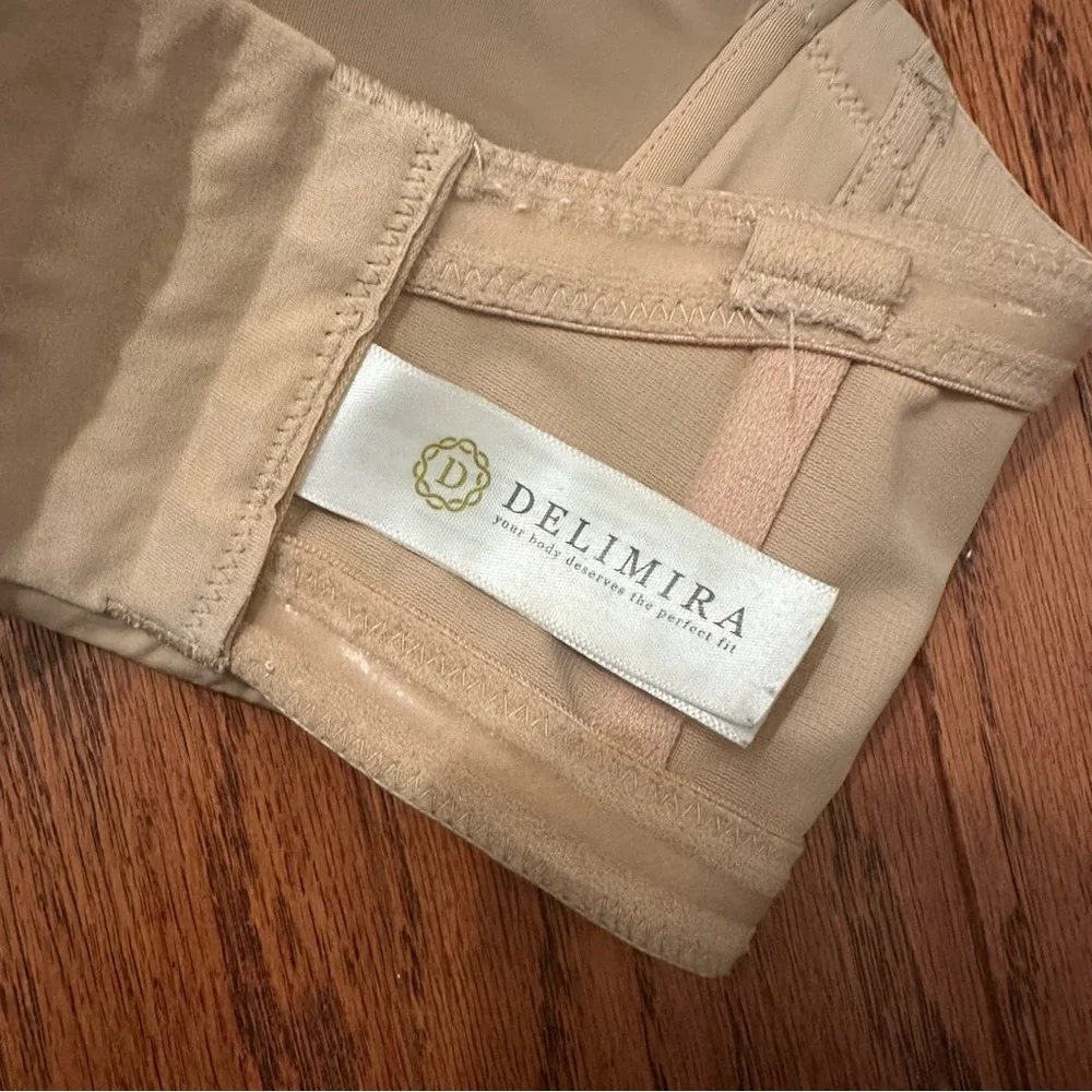 Strapless Bra - Picture 3 of 4